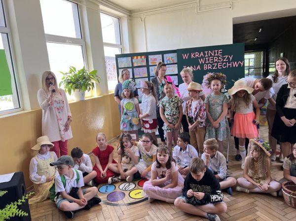 Konkurs recytatorski dla uczniów klas drugich „WIERSZE DLA DZIECI JANA BRZECHWY” w Szkole Podstawowej w Gorzkowicach