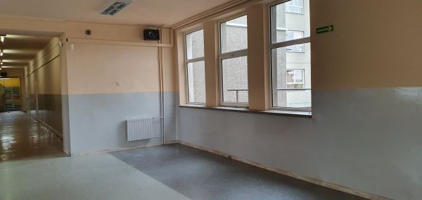 Prace malarskie w Szkole Podstawowej w Gorzkowicach