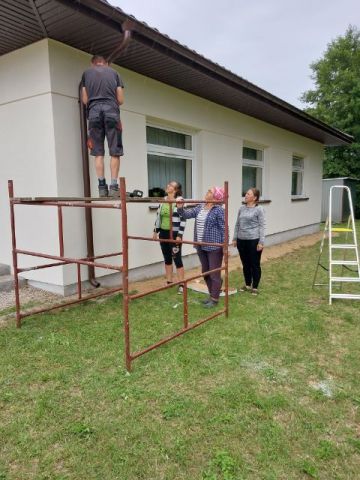Malowanie elewacji świetlicy wiejskiej w Kotkowie  – podziękowania 