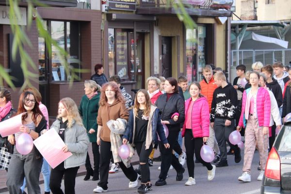 Marsz Różowej Wstążki przeszedł przez centrum 