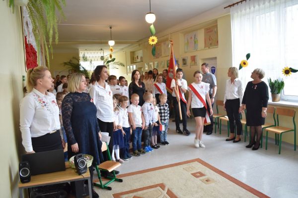 Akademia - Narodowe Święto Niepodległości - SP Krzemieniewice