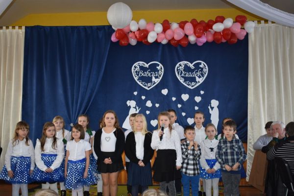 Dzień Babci i Dziadka - SP Krzemieniewice