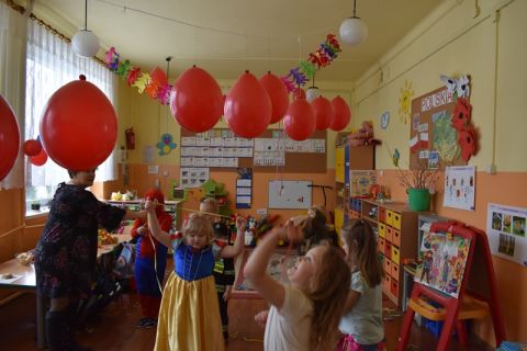 Bal karnawałowy - SP Krzemieniewice