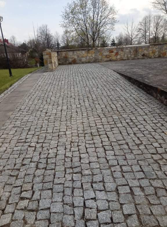 Prace porządkowe na Kopcu w Gorzkowicach
