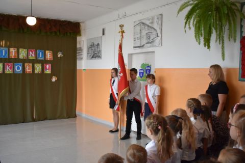 WITAJ SZKOŁO !