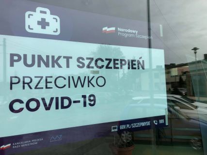  Zapraszamy  wszystkich chętnych na szczepienia - Punkt Szczepień Powszechnych w Moszczenicy  
