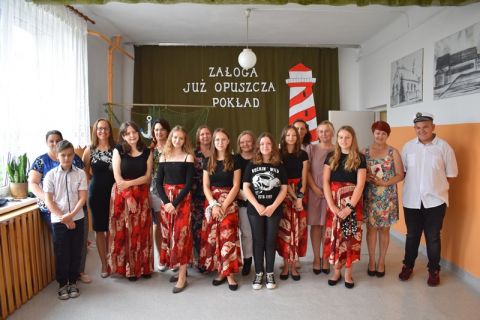 Pożegnanie absolwentów SP Krzemieniewice