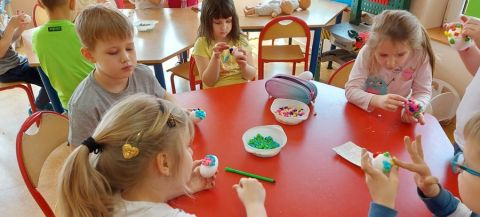 PRZYGOTOWANIA DO ŚWIĄT WIELKANOCNYCH
