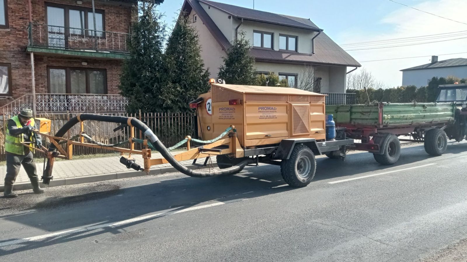 Remonty cząstkowe dróg na terenie naszej gminy