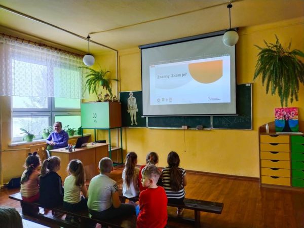 &bdquo; Znamię! Znam je ?&rdquo; SP Krzemieniewice