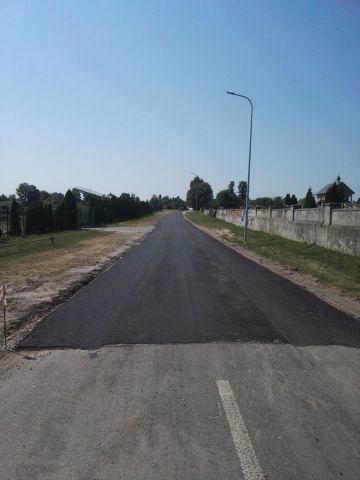 Prace drogowe na ul. Cmentarnej i Św. Wojciecha