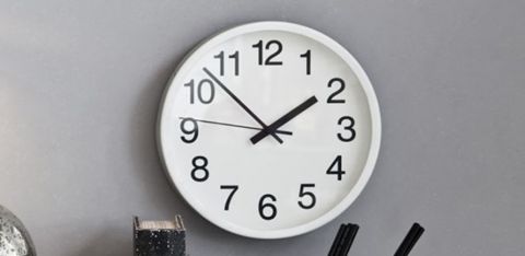 Powr&oacute;t do godzin pracy od 8:00 do 16:00