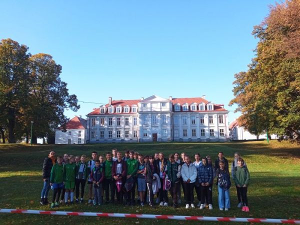 Mistrzostwa Powiatu Piotrkowskiego w Sztafetowych Biegach Przełajowych - SP Gorzkowice