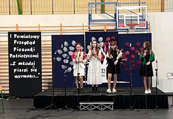 Przegląd Piosenki Patriotycznej - SP Gorzkowice