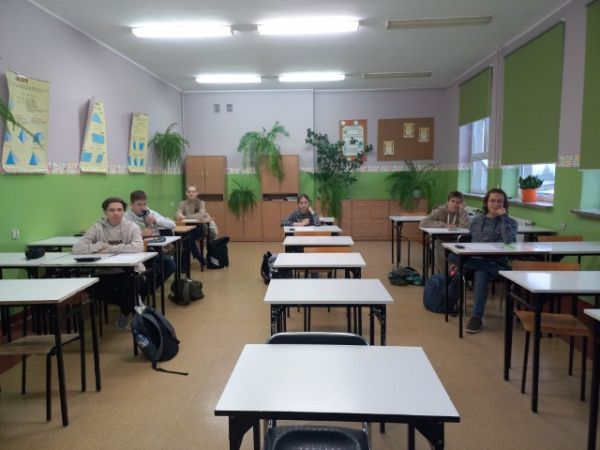 Szkolny Konkurs Wojew&oacute;dzki z Fizyki