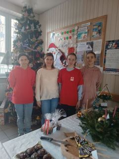 Kiermasz świąteczny w Szkole Podstawowej w Gorzkowicach