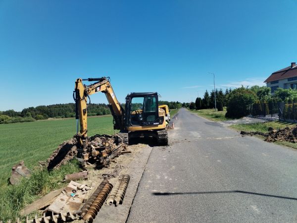 Budowa odcinka sieci kanalizacji sanitarnej w miejscowości Cieszanowice