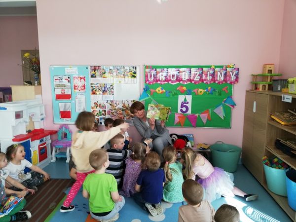 Biblioteczne spotkania z książką