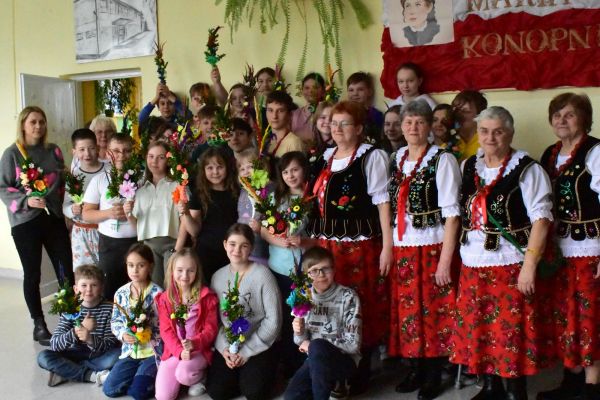 Palmy wielkanocne - SP Krzemieniewice 