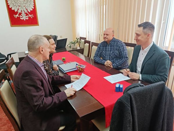  „Budowa odcinka kanalizacji sanitarnej w miejscowość Gorzkowice – ul. Warszawska.”