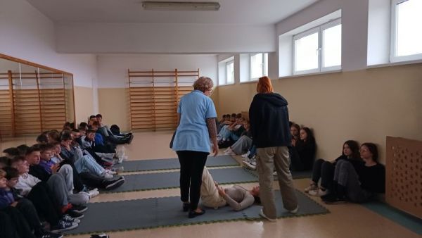 Pierwsza pomoc przedmedyczna - SP Gorzkowice