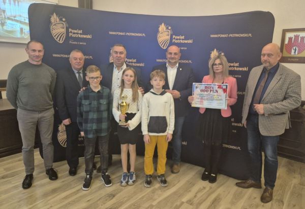 PODSUMOWANIE SPORTOWE SZS POWIATU PIOTRKOWSKIEGO ZA ROK 2023/2024