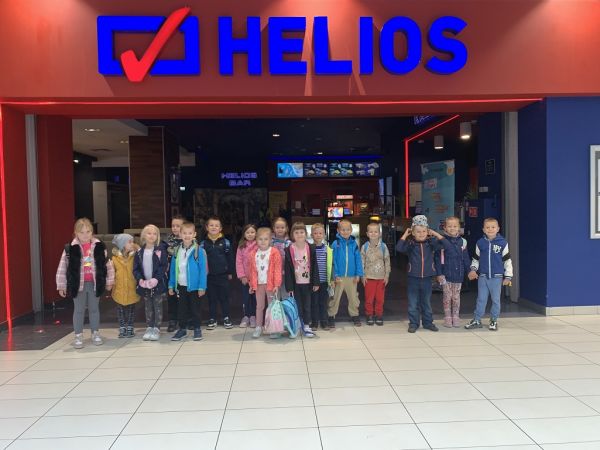 Wyjazd  dzieci z Przedszkola Samorządowego do kina Helios