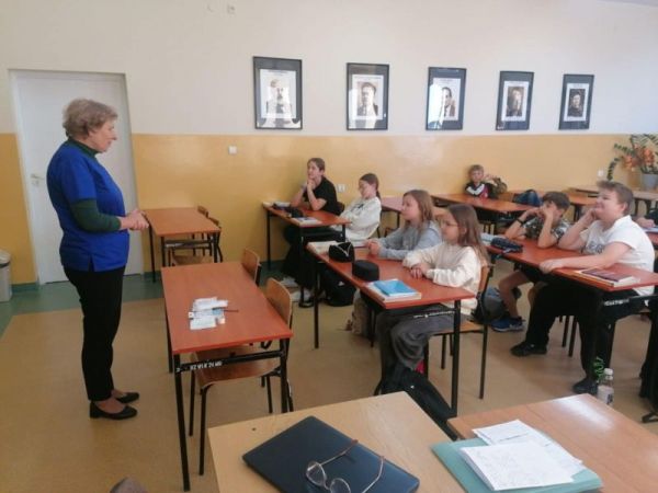 Pierwsza pomoc przedmedyczna- spotkanie z pielęgniarką