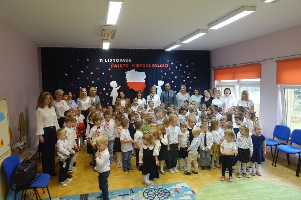 Akademia z okazji 11 listopada w Przedszkolu Samorządowym