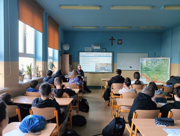 Spotkanie zawodoznawcze dla uczniów klas ósmych - SP Gorzkowice