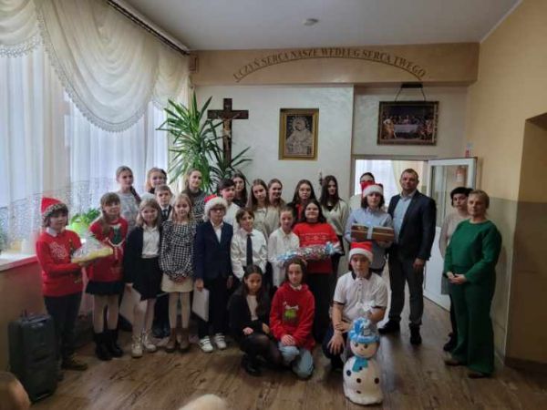 KOLĘDOWANIE W DOMU POMOCY SPOŁECZNEJ „PRZYSTAŃ” – SP Gorzkowice