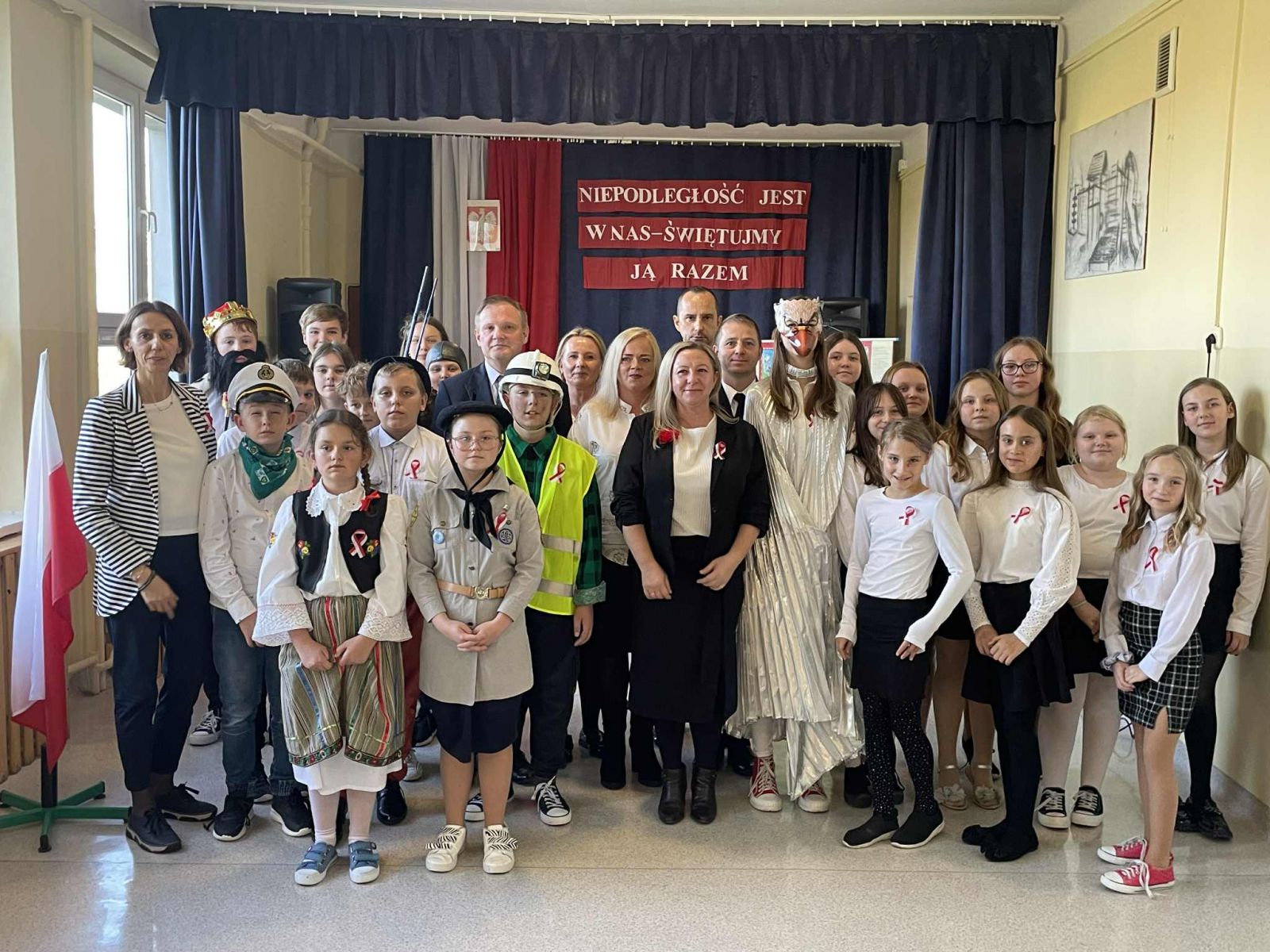 &bdquo;Tu wszędzie jest moja Ojczyzna&hellip;&rdquo; - SP Krzemieniewice