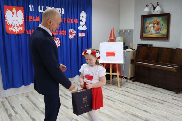 Wójt pogratulował uczestniczce konkursu