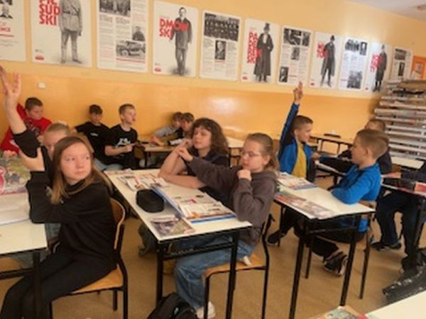 QUIZ HISTORYCZNY PT. ”KIM JESTEM?” 