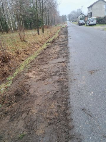 Roboty drogowe w miejscowości Bujniczki 