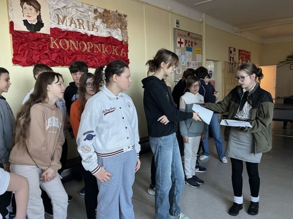 Harcerze w Szkole Podstawowej w Krzemieniewicach