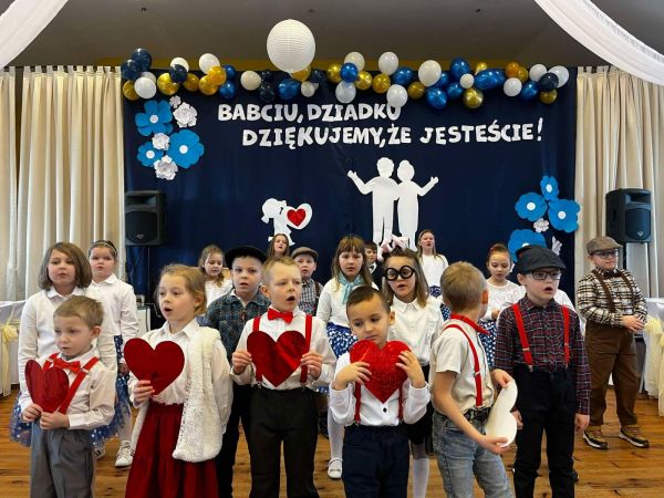 Dzień Babci i Dziadka - SP Krzemieniewice