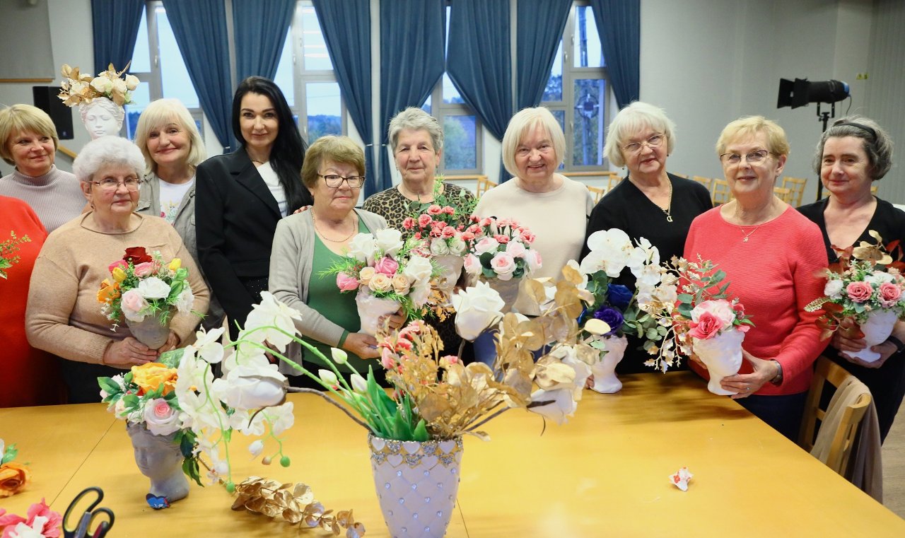 Warsztaty Florystyczne w Klubie Seniora "Gorzkowice"