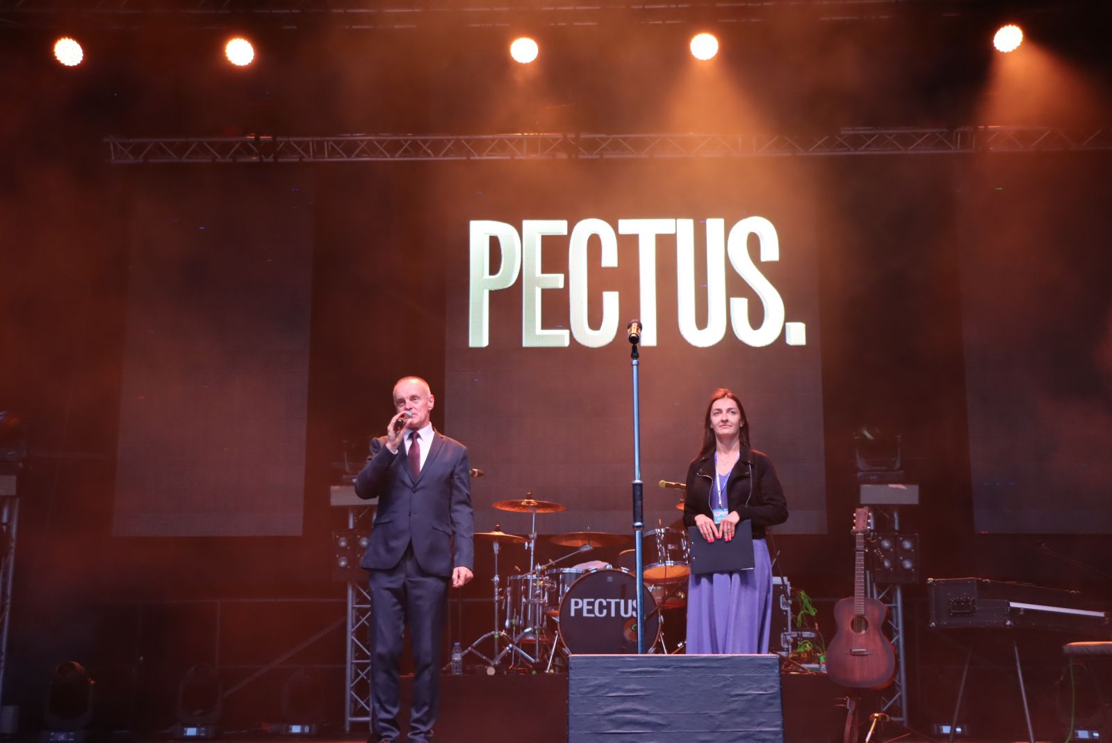 wystep zespolu pectus