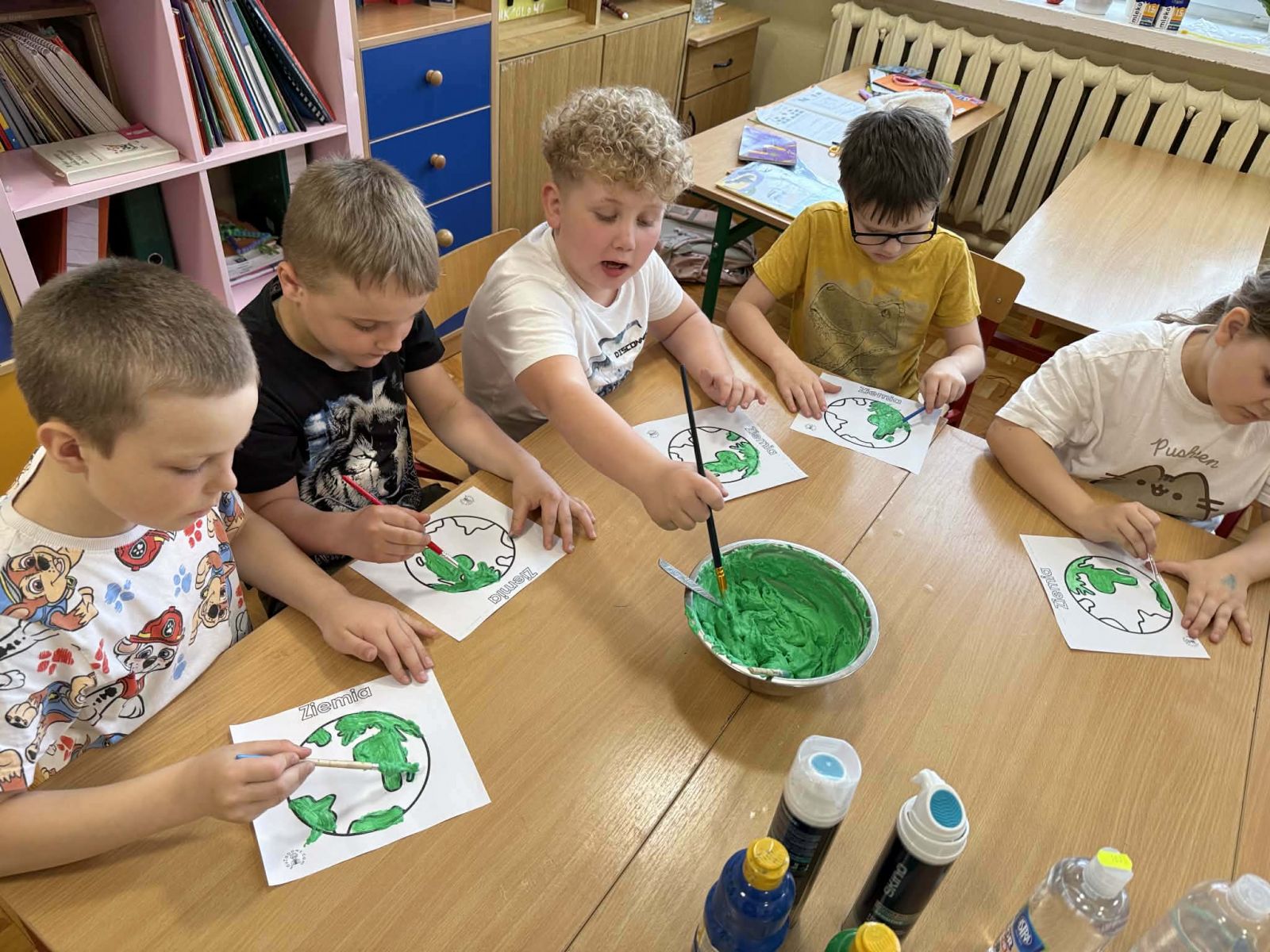 Obchody Dnia Ziemi w naszej szkole - SP Krzemieniewice
