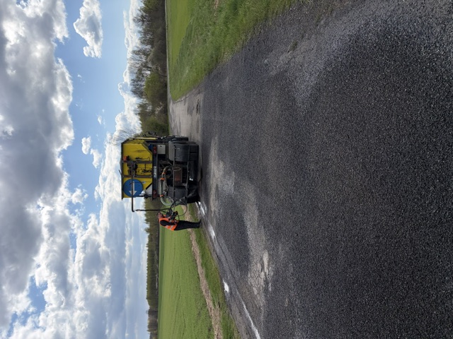 Cząstkowe naprawy dróg w gminie Gorzkowice