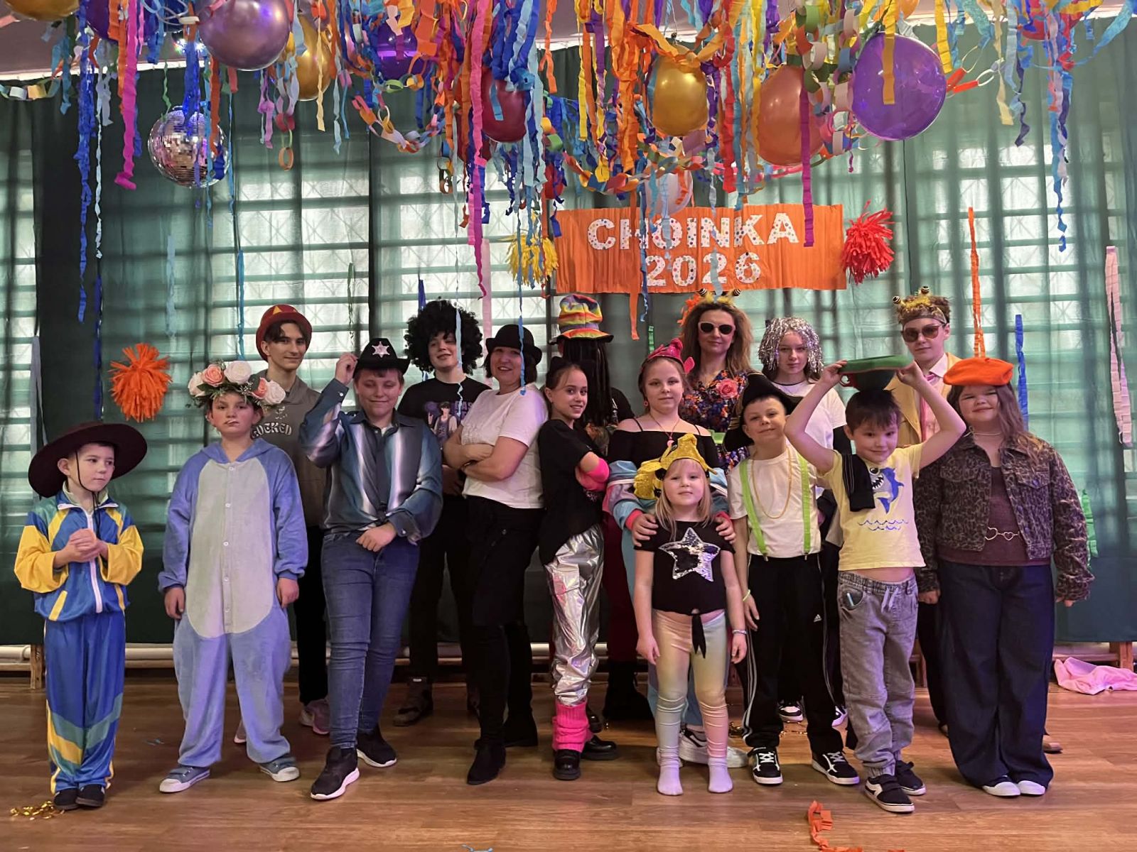 Choinka szkolna w SP Krzemieniewice 