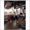 Galeria zdjęć: SPEKTAKL W TEATRZE ARLEKIN. Link otwiera powiększoną wersję zdjęcia.