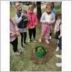 Galeria zdjęć: Realizacja Innowacji Pedagogicznej EkoEmocje w Szkole Podstawowej w Gorzkowicach - Drzewko z Emocją. Link otwiera powiększoną wersję zdjęcia.