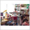 Galeria zdjęć: Przedszkolaki w bibliotece. Link otwiera powiększoną wersję zdjęcia.