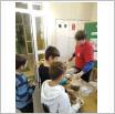 Galeria zdjęć: SPRZEDAŻ KREMÓWEK PAPIESKICH - SP Gorzkowice. Link otwiera powiększoną wersję zdjęcia.