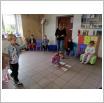 Galeria zdjęć: Niezwykłe spotkanie w bibliotece. Link otwiera powiększoną wersję zdjęcia.