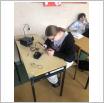 Galeria zdjęć: Lutowanie na fizyce - SP Gorzkowice. Link otwiera powiększoną wersję zdjęcia.