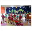 Galeria zdjęć: Realizacja Międzynarodowego Projektu Edukacyjnego ? Z kulturą mi do twarzy? w Przedszkolu Samorządowym w Gorzkowicach. Link otwiera powiększoną wersję zdjęcia.
