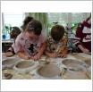 Galeria zdjęć: Motywy ludowe w ceramice- Biblioteka w Gorzkowicach realizuje kolejny etap 